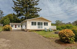 5305 NE 49TH St, Neotsu, OR 97364