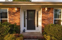222 Roxie Dr, Florence, AL 35633