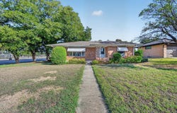 301 Hillcrest Avenue, Richardson, TX 75081