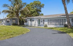 2250 Gulfstream Dr, Miramar, FL 33023