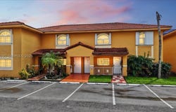 3554 W 80th St, Hialeah, FL 33018