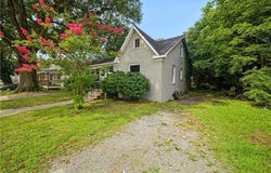 209 N Capital Street, Suffolk, VA 23434