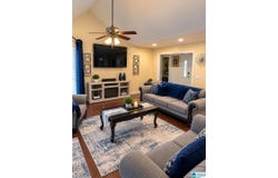 25 COUNTY ROAD 1020, THORSBY, AL 35171