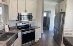 2050 W Dunlap Ave, Phoenix, AZ 85021