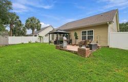 649 Wintercreeper Dr., Longs, SC 29568