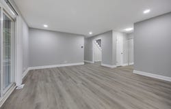 574 ridge Avenue, Elk Grove Village, IL 60007
