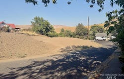 Silcott, Lewiston, ID 83501