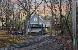 3166 Cherry Ridge Road, Bushkill, PA 18324