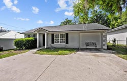 2005 Saint Johns Ave, Palatka, FL 32177