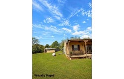 1007 Private Road 2002, Giddings, TX 78659