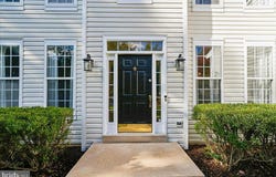 35812 PARK HEIGHTS CIR, ROUND HILL, VA 20141