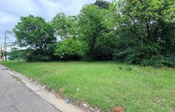 2218 W 18th, Texarkana, TX 75501