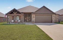 750 E 139th Place, Glenpool, OK 74033