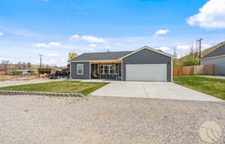 14 S Avis, Absarokee, MT 59001