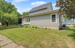 1220 12th Ave, Manson, IA 50563