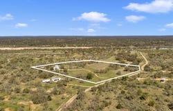 171 CR 117, Llano, TX 78643