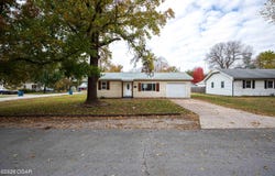 1507 Cherry Street, Lamar, MO 64759