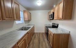 813 Sutter St, Yreka, CA 96097-9607