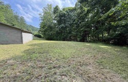 655 Drift Creek Road, Genoa, WV 25517