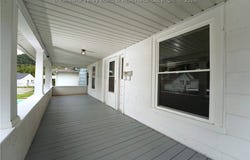 20 138th Street, Chesapeake, WV 25315