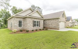 522 Bristleleaf Path, Kathleen, GA 31047