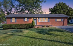 6301 Strawberry Plains Pike, Knoxville, TN 37914