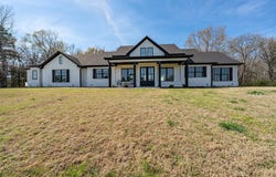 192 Cr 4707, Troup, TX 75789