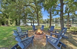 88 CANOE Place, MONTROSS, VA 22520