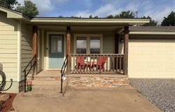 155 Twin Circle Dr, Elgin, OK 73538