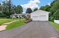 4 Kish Place, Wallingford, CT 06492