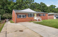 54 Cornwall Terrace, Hampton, VA 23666