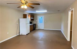 204 Hall St, Elgin, TX 78621