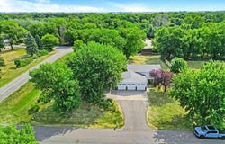 902 76th Avenue S, Fargo, ND 58104
