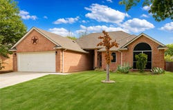 1808 Estates Drive, Mansfield, TX 76063
