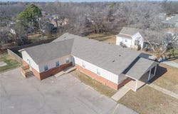 700 N Tucker Avenue, Shawnee, OK 74801