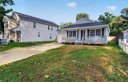 1604 Myrtle Avenue, Chesapeake, VA 23325