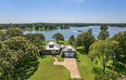 8155 E Lake, Murchison, TX 75778
