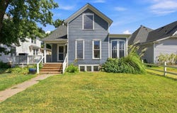 311 E 10th St, Wellington, KS 67152-4010