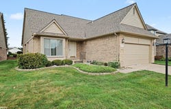 16371 Paint Creek Circle, Macomb, MI 48042
