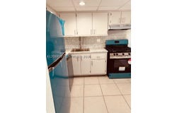 Miami, FL 33176