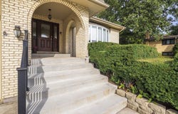 200 N Maple Street, Addison, IL 60101