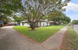 309 Quail Crest Drive, Bedford, TX 76021