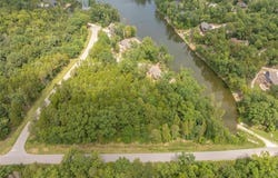 2763 Tyrol Point Drive, Innsbrook, MO 63390