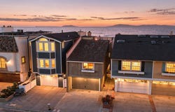 3949 Ocean Drive, Oxnard, CA 93035