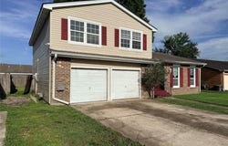 2529 W CATAWBA Drive, Harvey, LA 70058