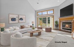 686 Stoney Creek Ct, West Bend, WI 53095