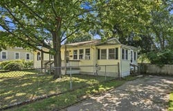 102 Community Road, Warwick, RI 02889