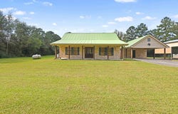 3637 Brownlea Rd, Silsbee, TX 77656