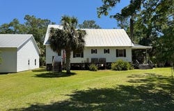 6871 SW 103rd Ter, Cedar Key, FL 32625