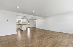 1255 E Bonaire Drive, Springfield, MO 65803